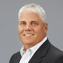 Andrew Archibald headshot