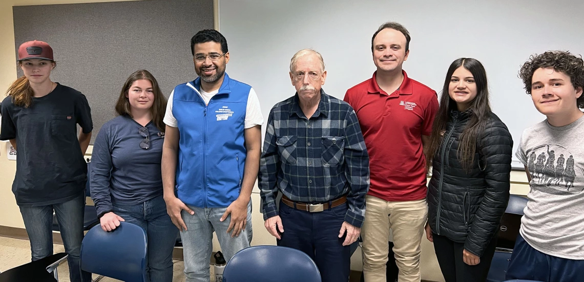 Mark Thurman standing with RTIP students at the University of Arizona