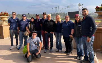 Bob Baffert with RTIP students at Gulfstream Park